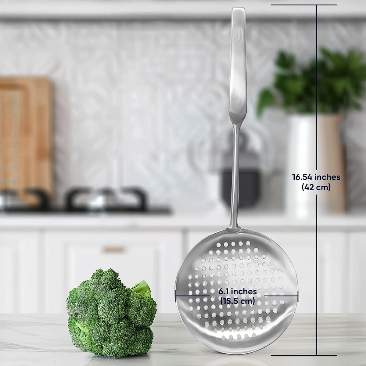Newness Slotted Spoon, [Rustproof, Integral Forming, Durable] 304 Stainless Steel Widen Skimmer with Vacuum Ergonomic Handle, Comfortable Grip Design Strainer Ladle for Kitchen, 16.93 Inches
